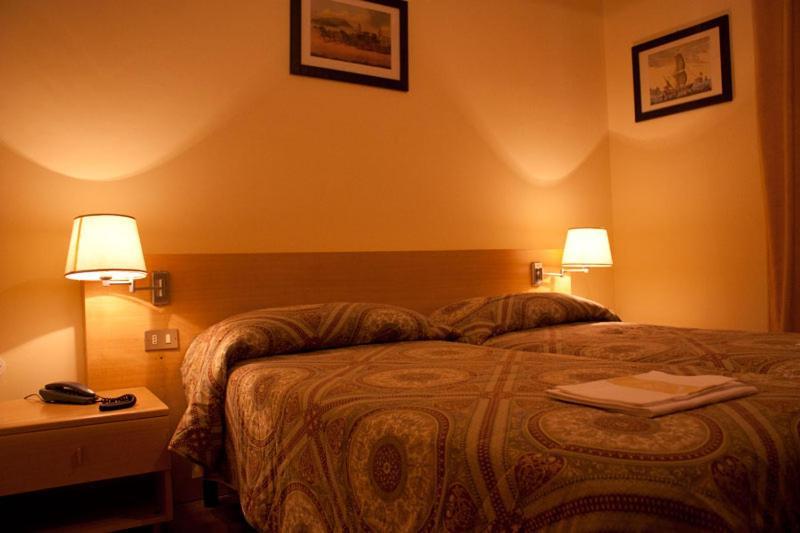Hotel Augustus Montecatini Terme Exterior photo